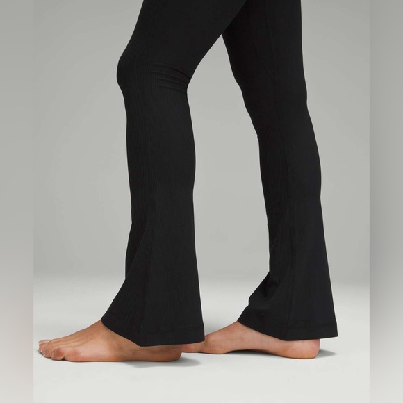 Lululemon Align High-Rise Ribbed Mini-Flared Pant *X-Short 28” (Black) Size 14 - Picture 4 of 10
